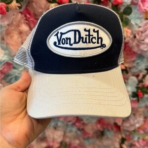 Von Dutch trucker hat
